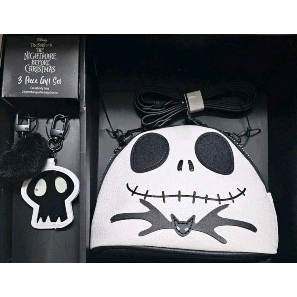 NWT Disney Tim Burton's The Nightmare Before Christmas Jack Skellington Gift Set